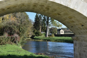 Joli hébergement de caractère en bord de rivière